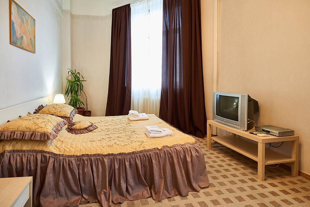 Home Hotel Apartments On Khreshchatyk Area Kiev Bagian luar foto