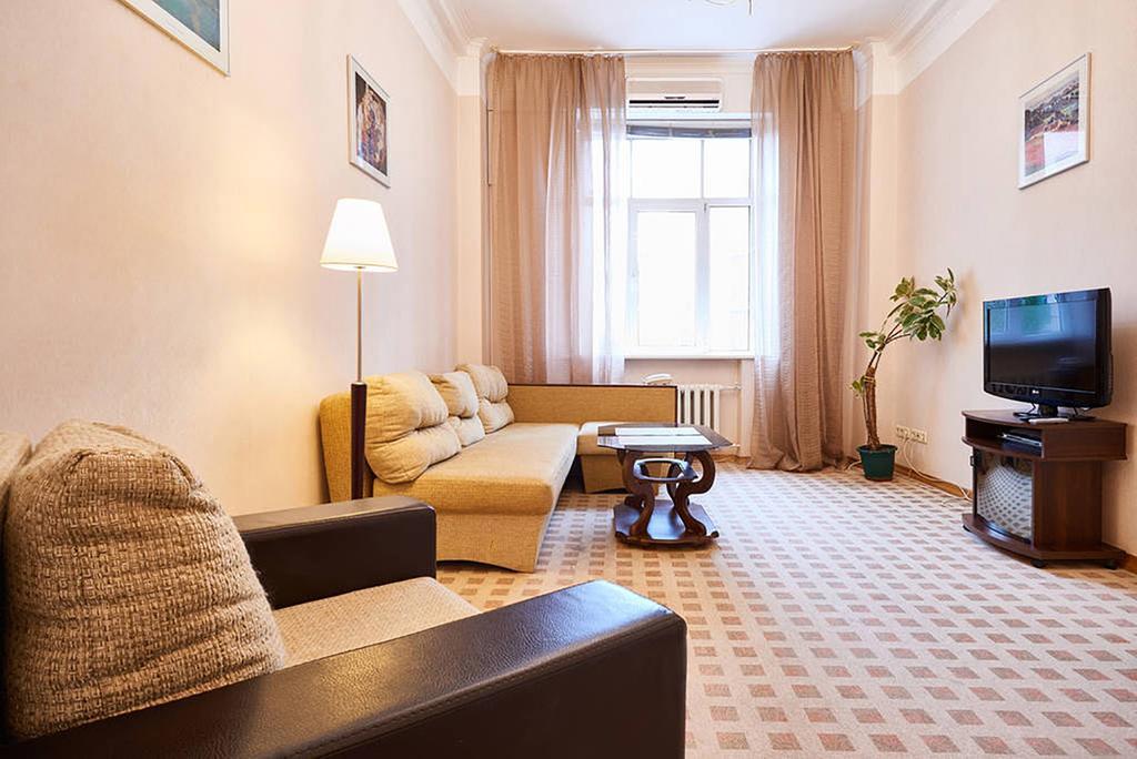 Home Hotel Apartments On Khreshchatyk Area Kiev Bagian luar foto