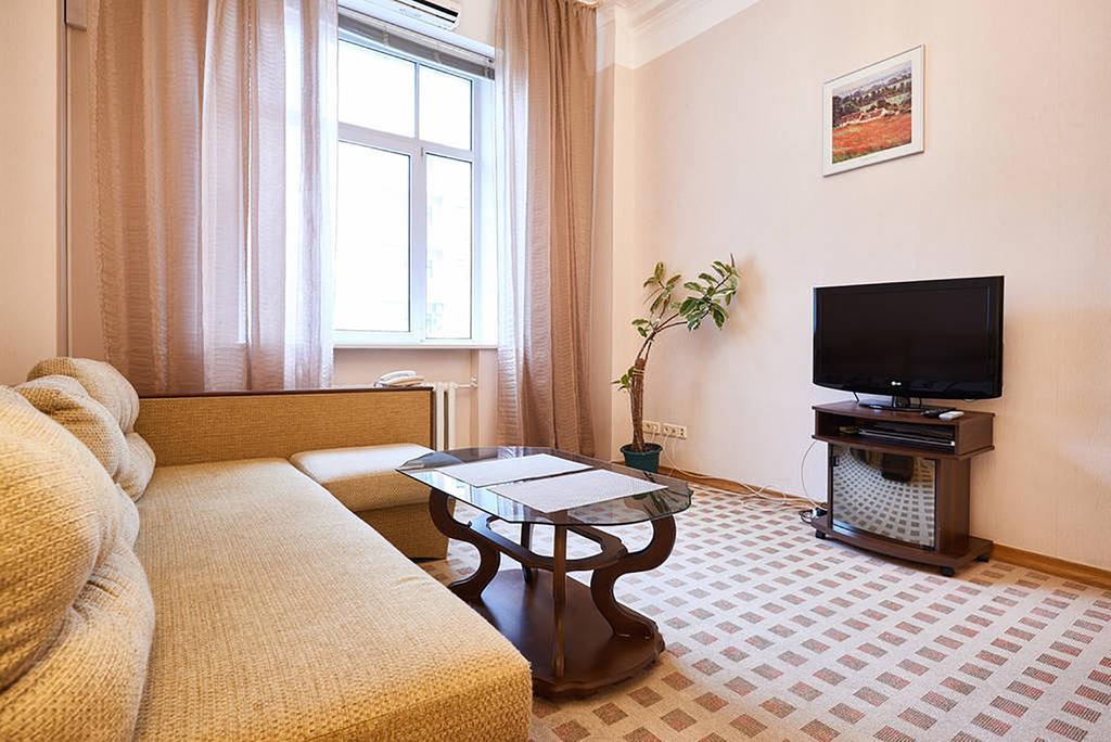 Home Hotel Apartments On Khreshchatyk Area Kiev Bagian luar foto