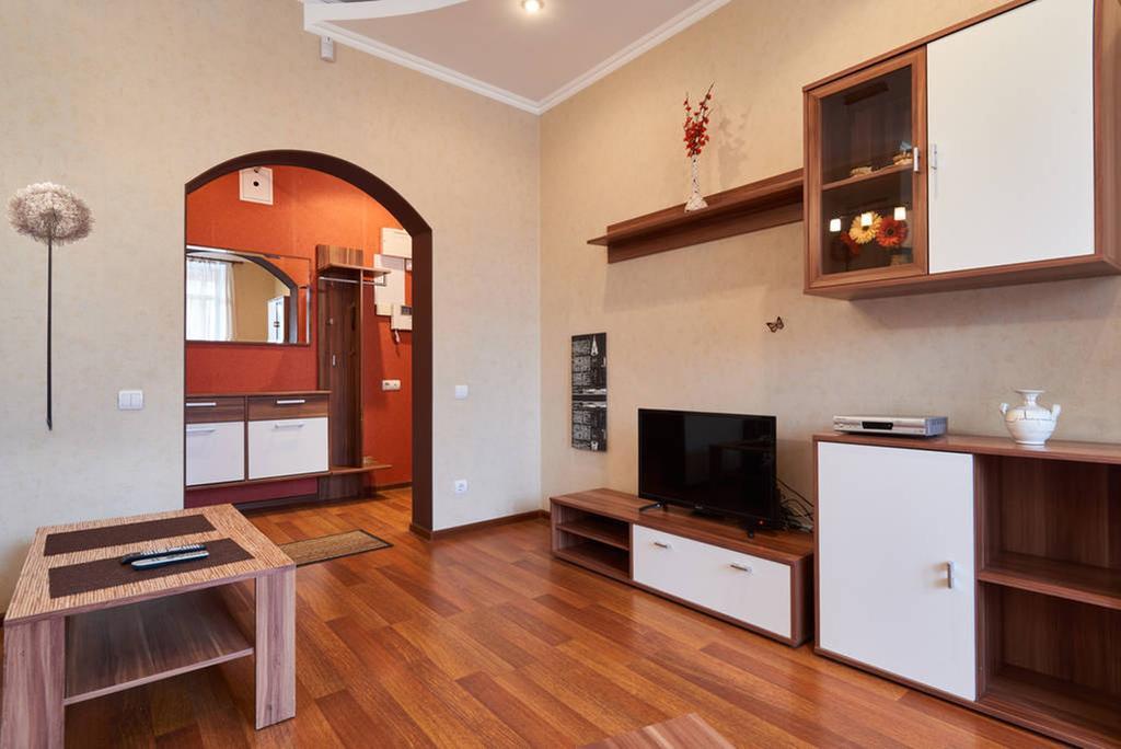Home Hotel Apartments On Khreshchatyk Area Kiev Bagian luar foto