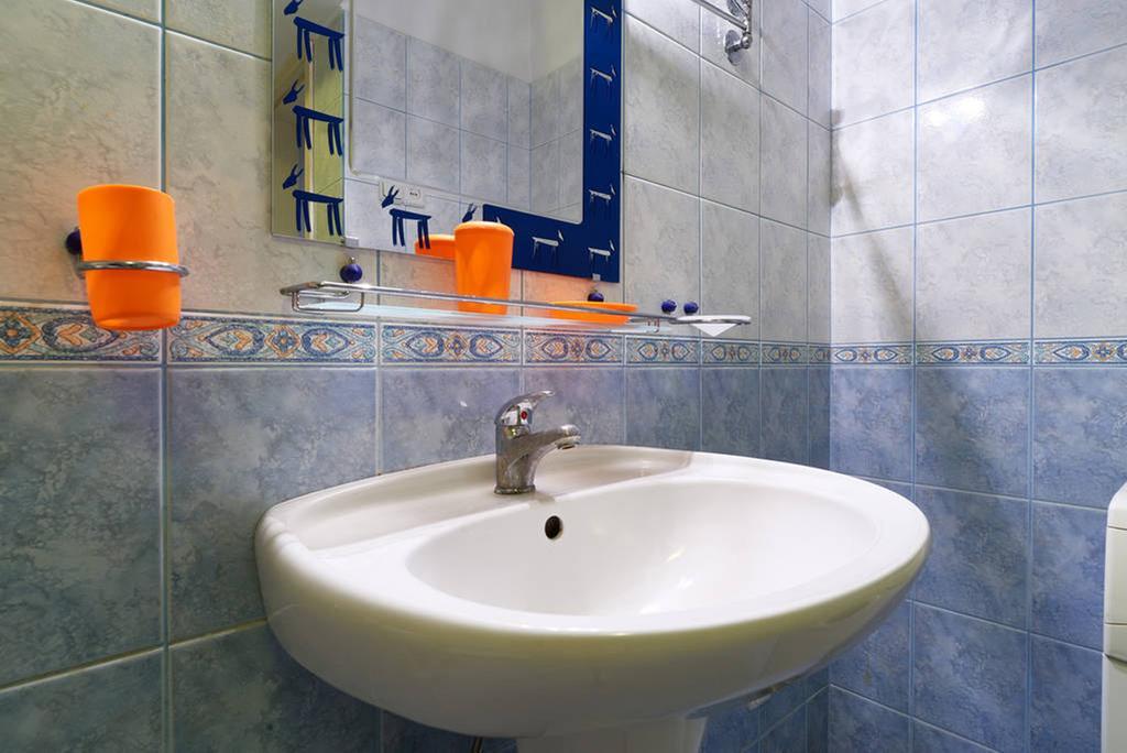Home Hotel Apartments On Khreshchatyk Area Kiev Bagian luar foto