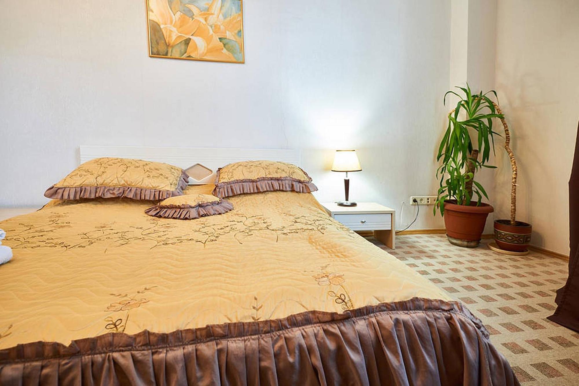 Home Hotel Apartments On Khreshchatyk Area Kiev Bagian luar foto