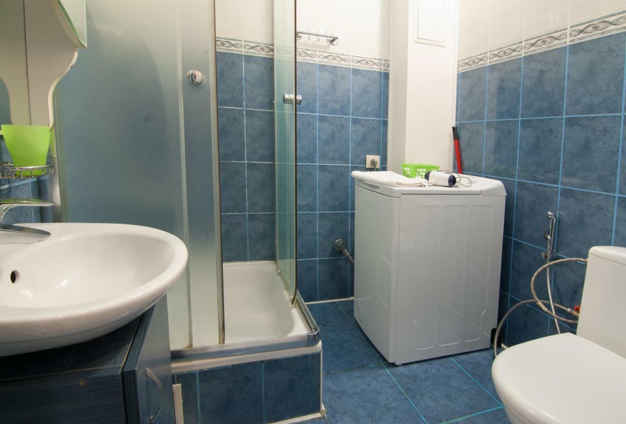 Home Hotel Apartments On Khreshchatyk Area Kiev Bagian luar foto