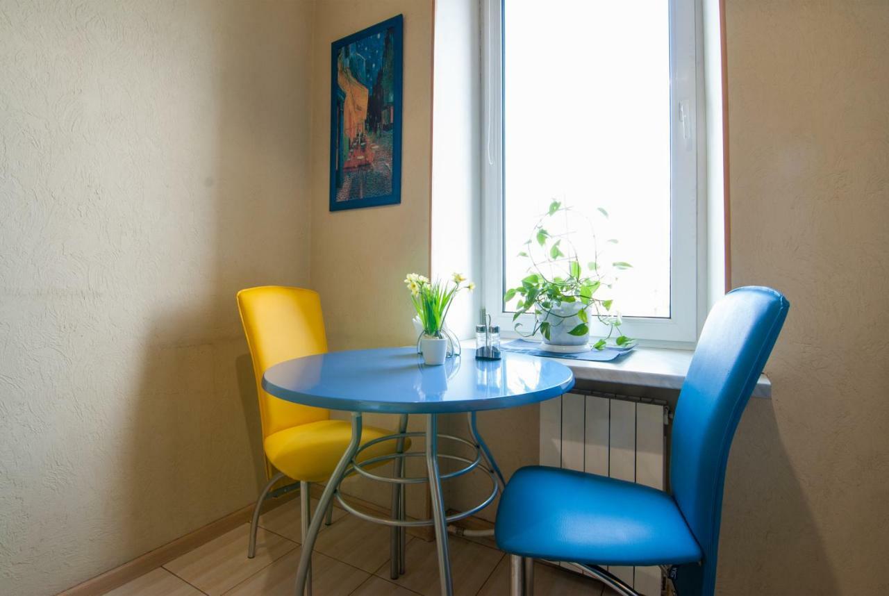 Home Hotel Apartments On Khreshchatyk Area Kiev Bagian luar foto